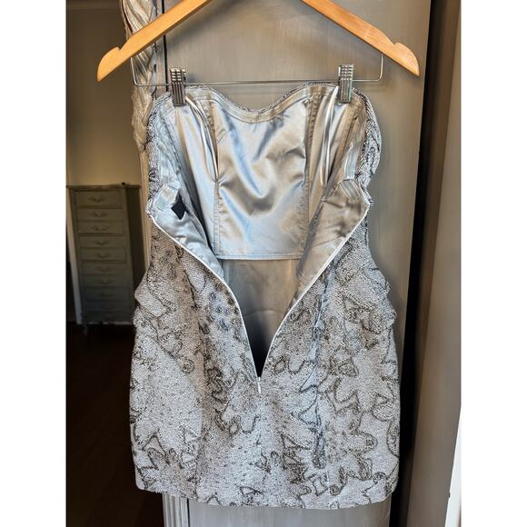ABS Allen Schwartz Dress Sz 2 Women’s Strapless Metallic Silver Brocade Mini - Picture 3 of 9
